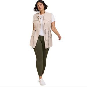 Torrid Happy Camper Performance Wear Vest in Beige Size 1. Nwt